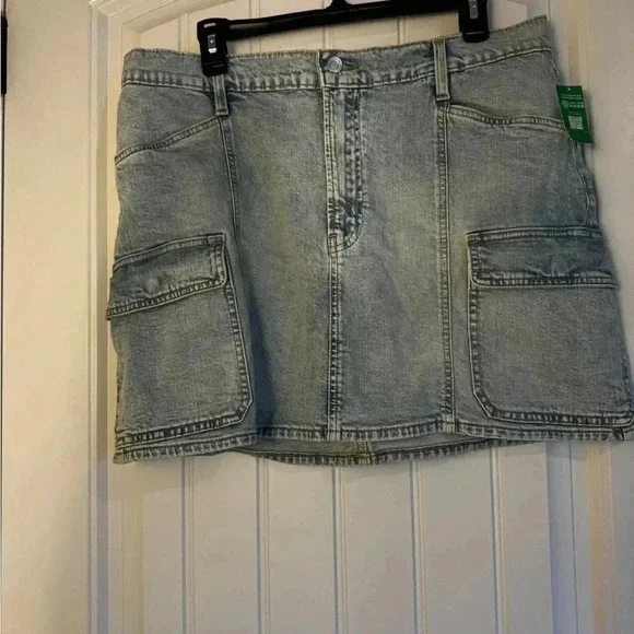 Gap Stone Washes Denim Cargo Mini Skirt NWT - Picture 5 of 11